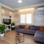 David Center Apartment